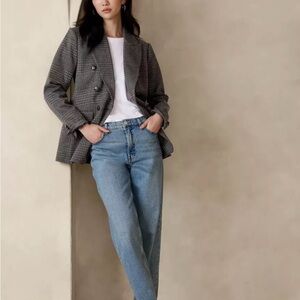 Banana Republic Factory Black and Gray Houndstooth Blazer Effortless Elegance